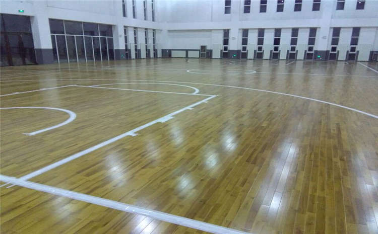 原木是怎么變成專業運動木地板的？