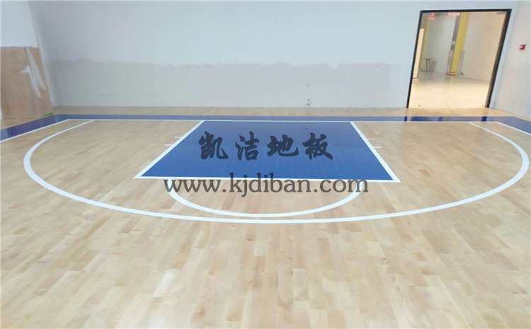 江蘇鹽城銳鶴青少年籃球俱樂部木地板項(xiàng)目